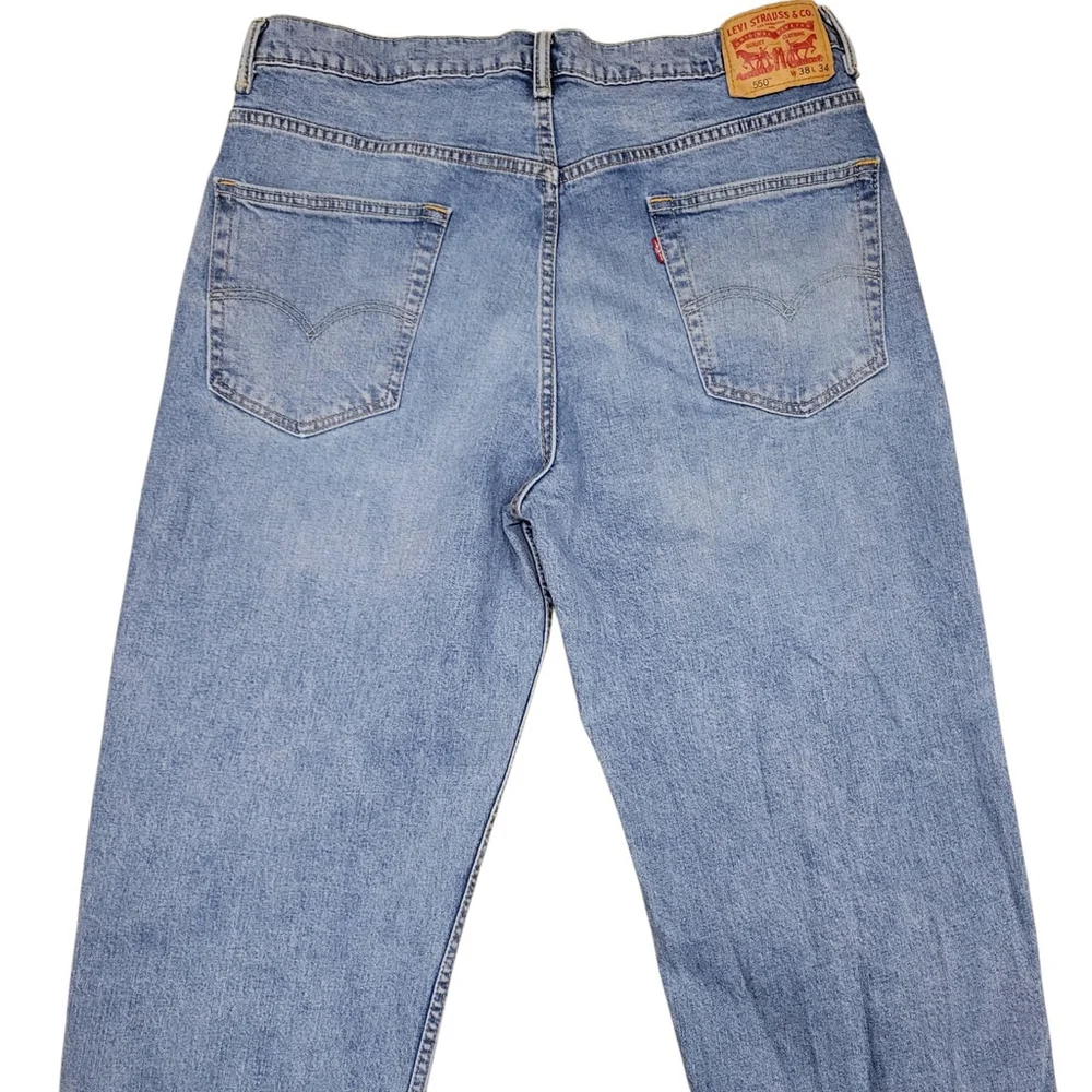 Levis levi 550